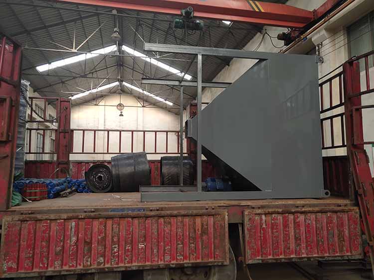 皮帶運輸機發貨，請深圳夏總查收！